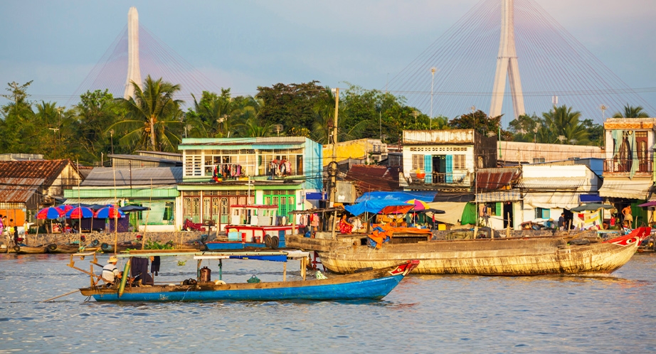 Day 2: Ho Chi Minh City - Ben Tre - Cai Be - Mekong Lodge (Breakfast, Lunch, Dinner)